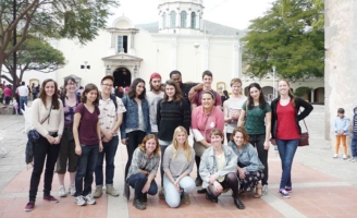 Want to learn to speak Spanish but dread it? Liven it up by immersing yourself in the culture. Learn Spanish in lovely Guadalajara with our proven program.