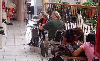 Want to learn to speak Spanish but dread it? Liven it up by immersing yourself in the culture. Learn Spanish in lovely Guadalajara with our proven program.